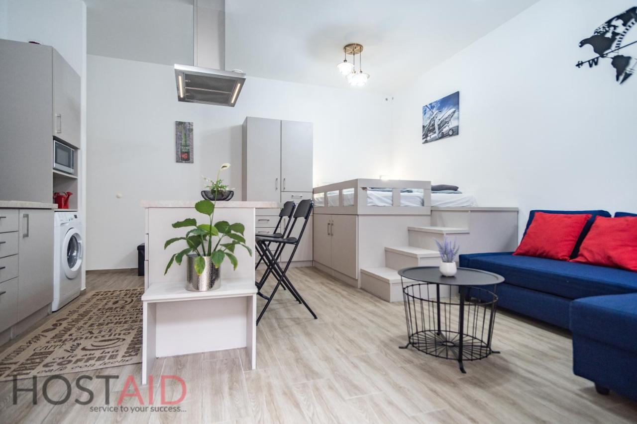 B17 Apartment - Hostaid Budapest Esterno foto